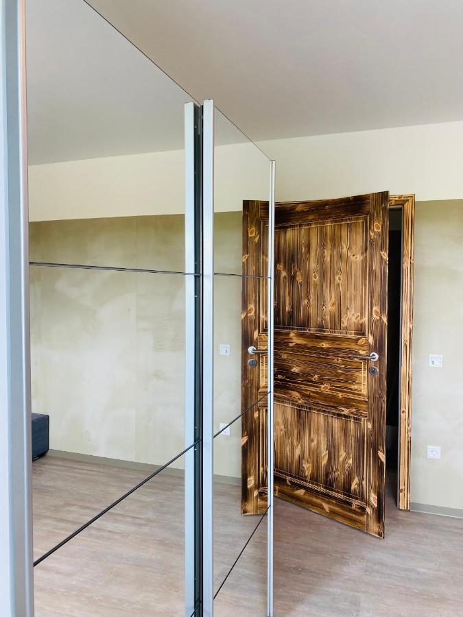 Phoenix Apartments - Monteurwohnung Mit Riesiger Parkflaeche Bielefeld Kültér fotó